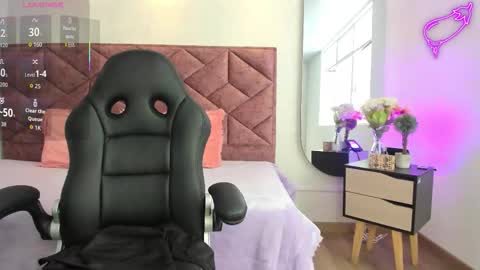 amelia_fry online show from 09/30/25, 08:25