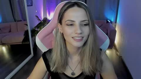 Snapshot of amelia_meili chatting on 12/02/25, 01:05 amelia_meili online show from 12/02/25, 01:05