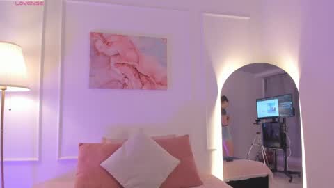  Amelia  online show from 05/26/26, 07:43