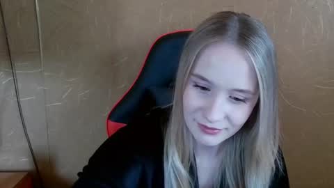 Amelia  online show from 07/03/26, 10:32