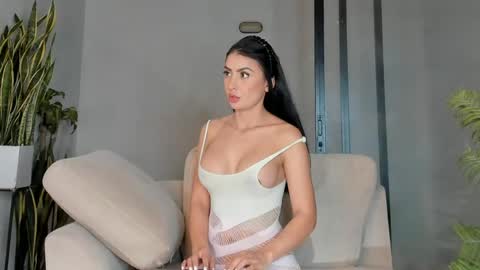 Snapshot of ameliajones_1 chatting on 04/25/26, 02:14 Ameliajones online show from 04/25/26, 02:14