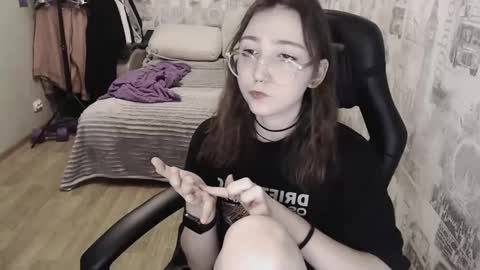 Amelia online show from 12/02/24, 12:29