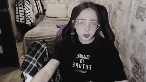 Amelia online show from 12/15/24, 11:12