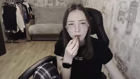 Amelia online show from 01/10/25, 05:02