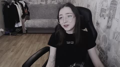 Amelia online show from 01/16/25, 11:58