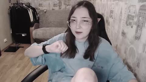 Amelia online show from 03/01/25, 10:53