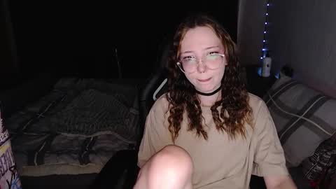 Snapshot of ameliakamishiro chatting on 11/13/25, 02:32 Amelia online show from 11/13/25, 02:32