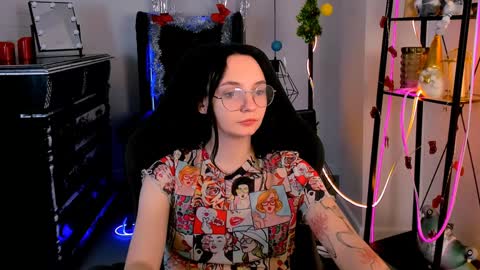 Amelia online show from 12/20/24, 05:36