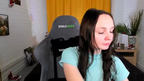 Amelia online show from 12/30/24, 11:48