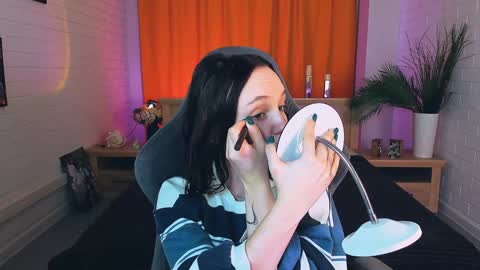 Amelia online show from 01/18/25, 05:41