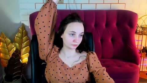 Amelia online show from 02/05/25, 08:32