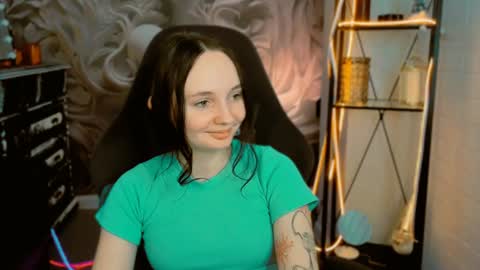 Amelia online show from 02/08/25, 08:42