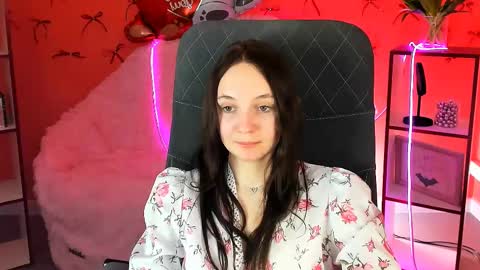 Amelia online show from 02/13/25, 08:27