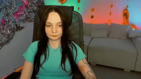 Amelia online show from 02/26/25, 12:36