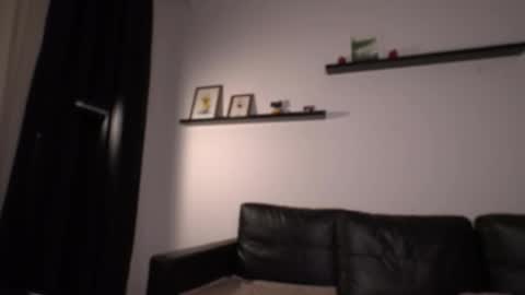 Snapshot of ameliamber0 chatting on 10/28/25, 03:47 Amelia online show from 10/28/25, 03:47