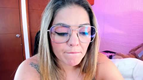 I am Ame  Nice to meet you   online show from 10/17/25, 04:04