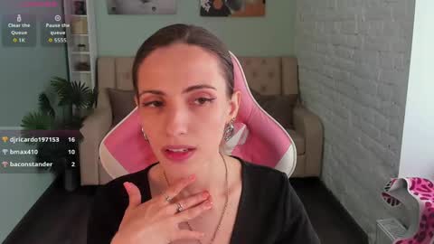 Snapshot of ameliameili chatting on 05/27/26, 10:45 Amelia online show from 05/27/26, 10:45