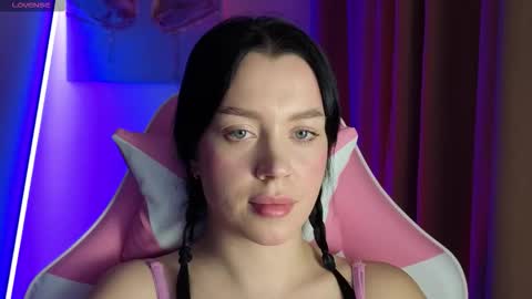 Amelia Sonk online show from 11/11/25, 07:03