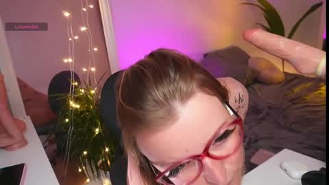 Amelia online show from 12/08/24, 07:32