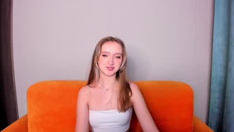 Snapshot of ameliawise chatting on 02/16/25, 08:32 ameliawise online show from 02/16/25, 08:32