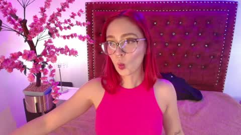 Amelie online show from 05/08/26, 11:26
