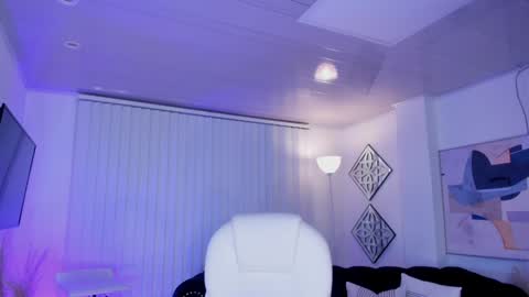 Amelie Jons online show from 01/12/25, 11:47