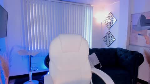 Amelie Jons online show from 01/21/25, 08:21