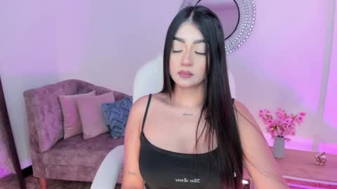 Amelie Jons online show from 01/24/25, 10:30