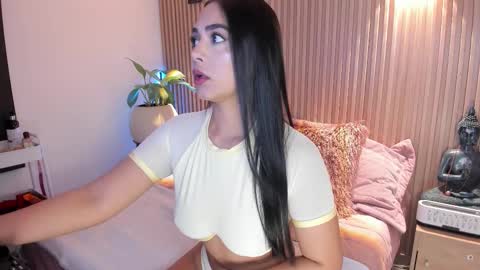 Amelie online show from 02/06/26, 02:05