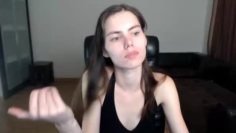 Amelie online show from 09/24/25, 05:05