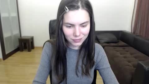 Amelie online show from 10/27/25, 04:00