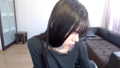 Amelie online show from 10/31/25, 11:11