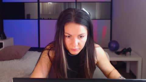 amelinamersi online show from 03/16/26, 08:13