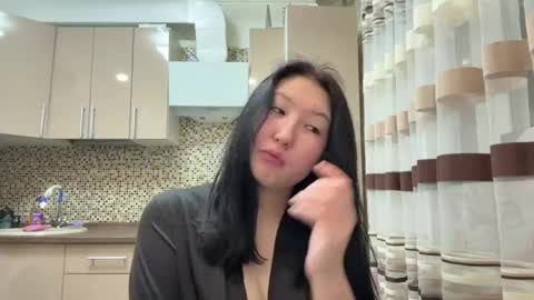 Snapshot of ameliya_kim chatting on 04/30/26, 09:41 Ameliya online show from 04/30/26, 09:41