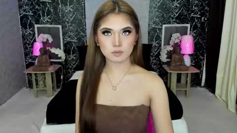 Claire online show from 11/05/25, 05:29