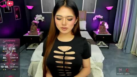 Claire online show from 06/08/26, 12:05