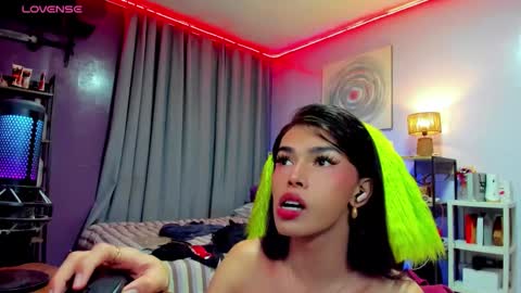 AMETHYST look at my BIO online show from 10/25/25, 03:51