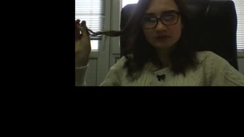 Snapshot of amethystnight_ chatting on 02/13/25, 09:51 Julia online show from 02/13/25, 09:51