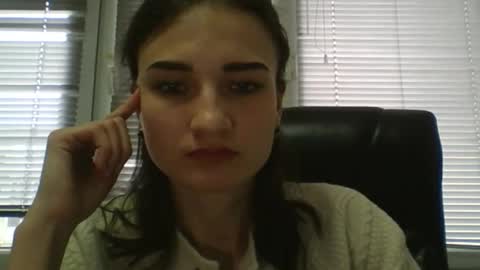 Snapshot of amethystnight_ chatting on 02/13/25, 12:54 Julia online show from 02/13/25, 12:54