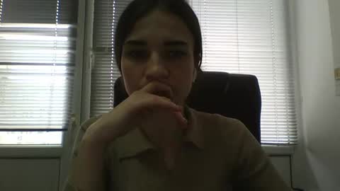 Snapshot of amethystnight_ chatting on 02/20/25, 10:05 Julia online show from 02/20/25, 10:05