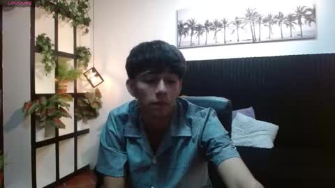 Snapshot of amethystshadow chatting on 10/26/25, 12:44 amethystshadow online show from 10/26/25, 12:44