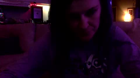 Snapshot of amethystsnow chatting on 09/21/25, 04:58 Velvet Amethyst online show from 09/21/25, 04:58