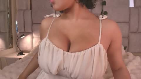 Snapshot of ametrix_ chatting on 11/13/25, 09:58 online show from 11/13/25, 09:58