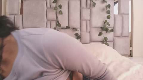 Snapshot of ametrix_ chatting on 12/04/25, 06:49 online show from 12/04/25, 06:49