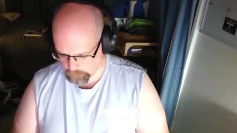 Snapshot of amf_1982 chatting on 11/01/25, 11:23 Andy online show from 11/01/25, 11:23