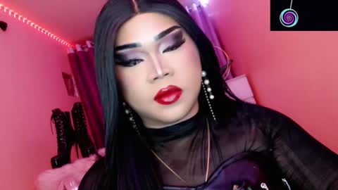 Queen Mireska online show from 10/24/25, 02:35