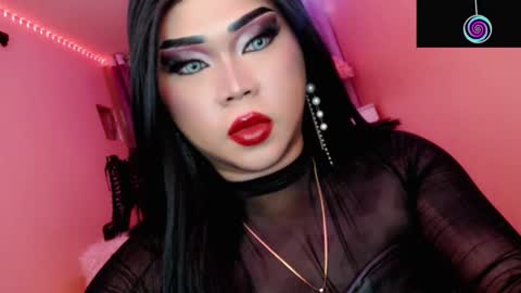 Queen Mireska online show from 11/24/25, 06:07