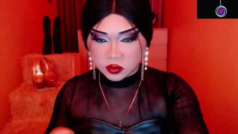Queen Mireska online show from 02/03/26, 09:25