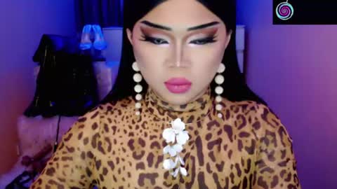 Queen Mireska online show from 06/25/26, 02:43
