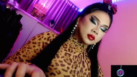 Queen Mireska online show from 06/30/26, 10:22